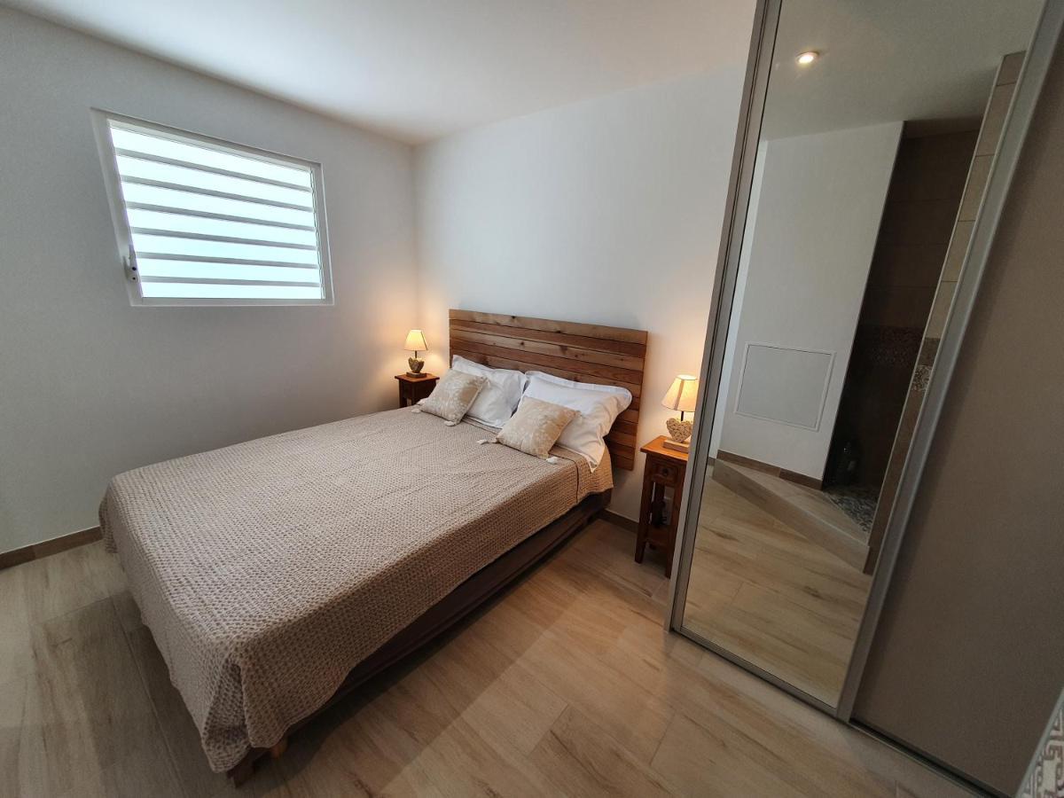 Pinel Superbe Appartement En Residence Vue Mer Куль-де-Сак Экстерьер фото